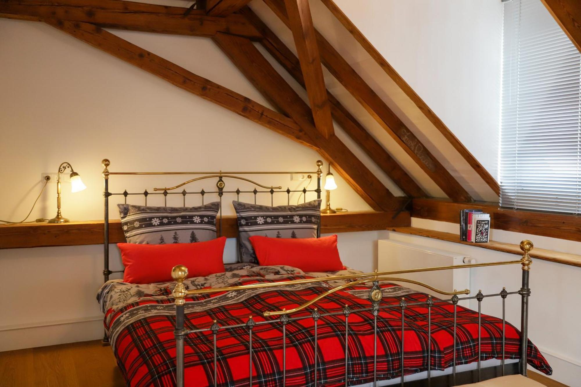 Boutique-Hotel Im Sternenhof グロースカールバッハ 部屋 写真