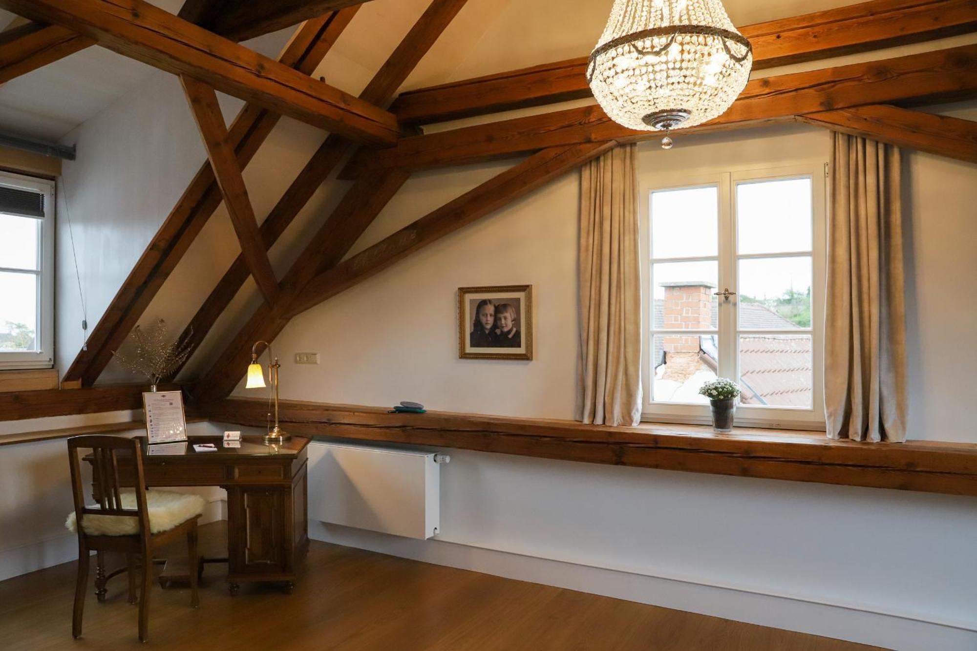 Boutique-Hotel Im Sternenhof グロースカールバッハ エクステリア 写真